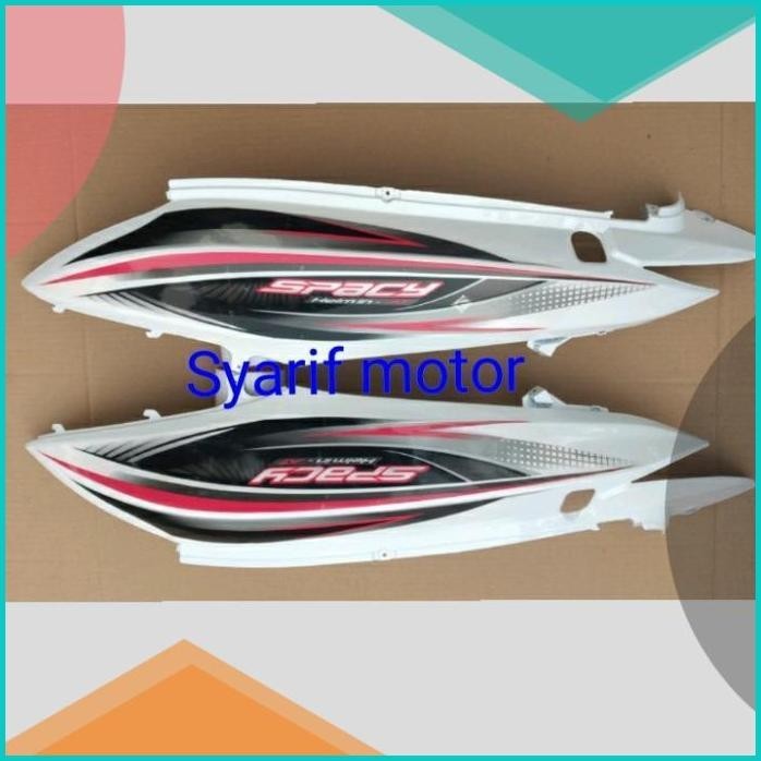 Body belakang body samping spacy warna putih plus stripping 13m4yZ4 ac