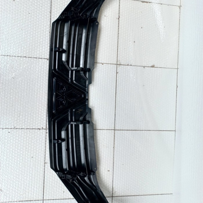 Grill Grille Xpander Facelift Exceed Hitam Original Mitsubishi