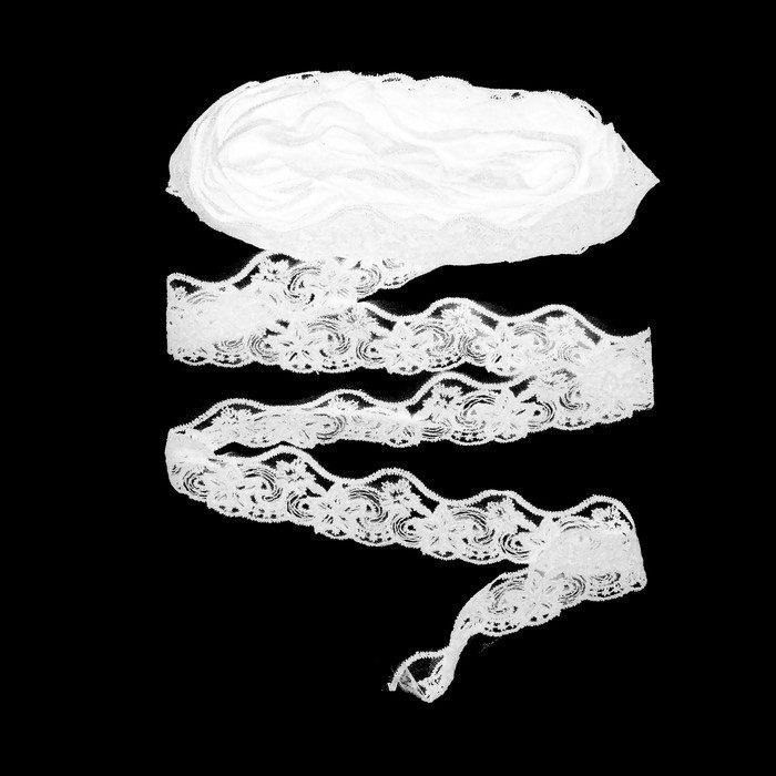 

Torenda Renda Giver Motive White Star/ (Meter)-KIAM57365A