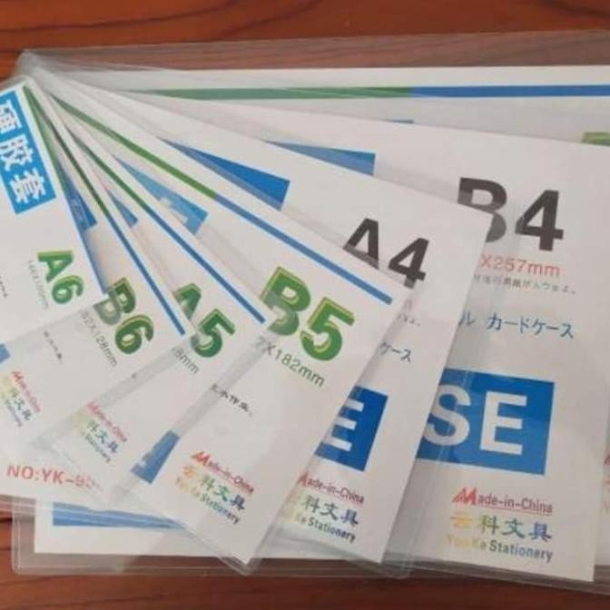

Mika Pelindung Dokumen Uang Kertas Kartu Pos Perangko B6 182 X 128 Mm