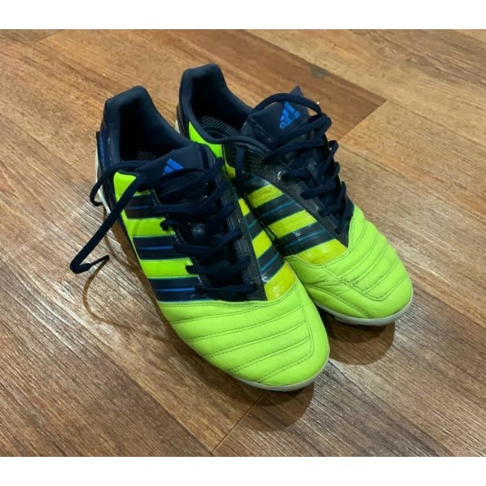 SEPATU BOLA-SEPATU BOLA SECOND ADIDAS PREDATOR ABSOLADO FG - ORIGINAL