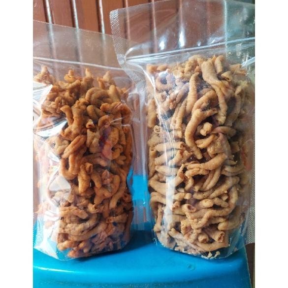 

Usus Crispy kemasan 270gram (pouch) / Usus krispy / Usus krispi