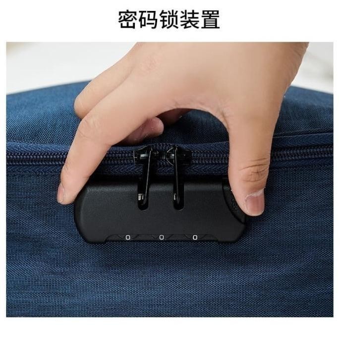 

Travel Document Bag 3 Digit Password / Tas Dokumen Anti Air/serbaguna JM23