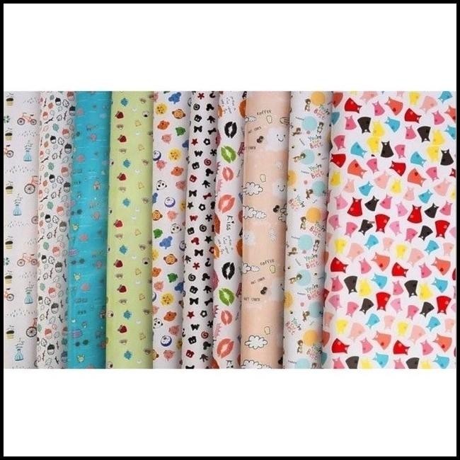 

DISKON TAMBAHAN PACKING KERTAS KADO - GIFT WRAP !!!!