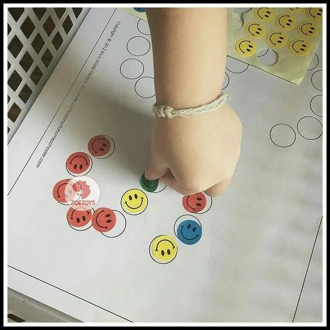 

TERBARU ZOETOYS STICKER DOT A DOT - SMILE