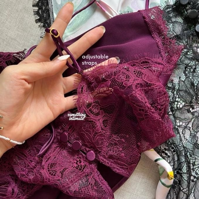 Victoria Secret Flyaway Lace Satin Silk Cami Pajamas Tanktop VS Tank P82T