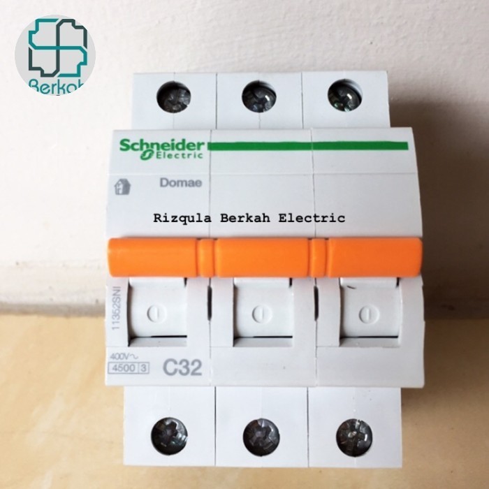 MCB DOMAE 3phase 32A/ MCB 3P 32A SCHNEIDER