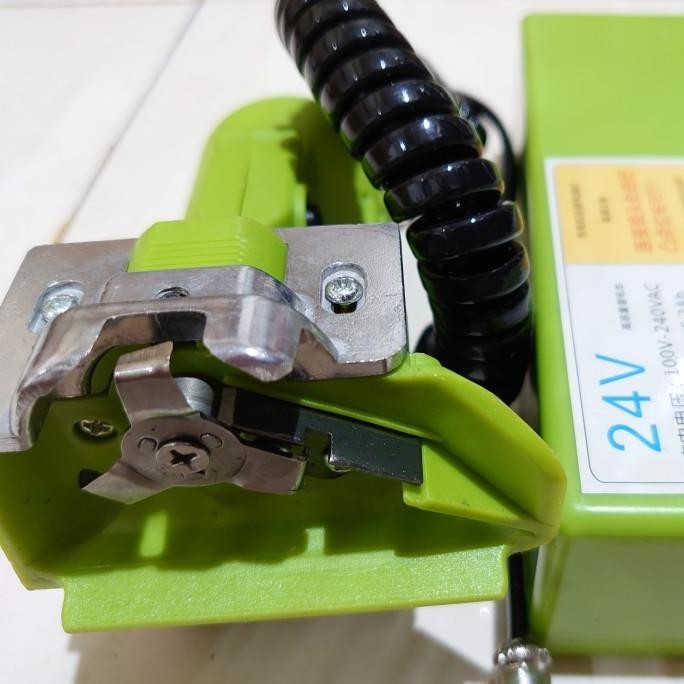 Pisau Sadap Karet Elektrik