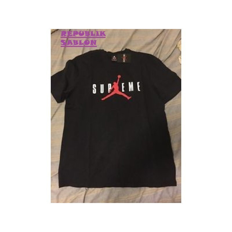 Kaos T Shirt Pria Supreme