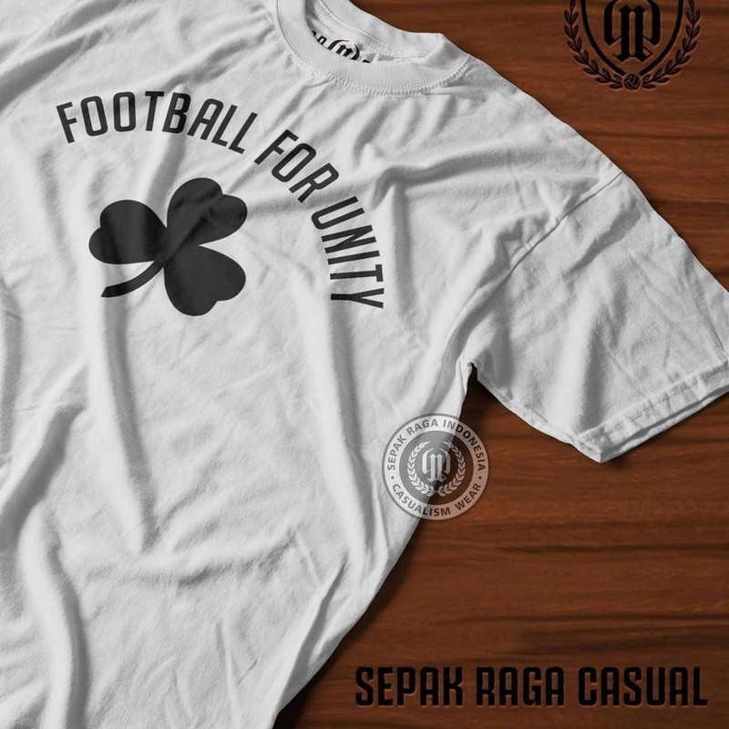 Kaos T Shirt Pria Football For Unity