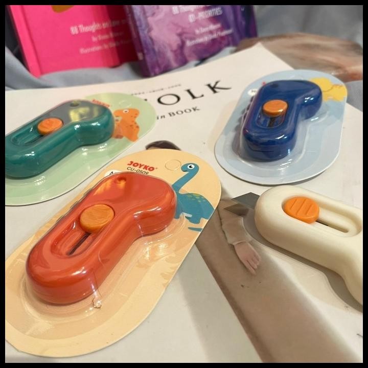 

DISKON CUTTER MINI JOYKO MODEL DINOSAURUS IMUT READY 4 WARNA KUALITAS TERBAIK !!!!!