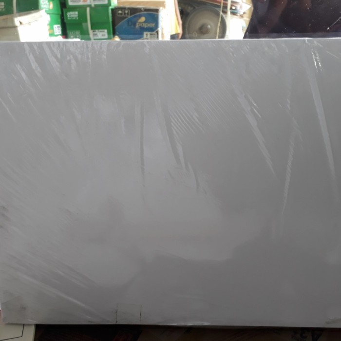 

Bc / Manila/ Kertas Gambar 200 Gram Ukuran A3 Atau A3+ Isi 100 Lembar