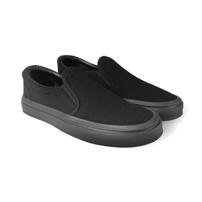 DORKS - Slip On Full Black Sepatu Sneakers Casual Pria