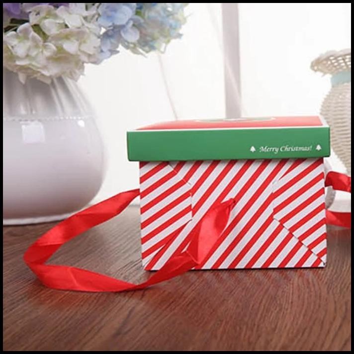 

BEST DEAL BOX NATAL CHRISTMAS READY KOTAK MODEL TALI BUNGKUS SOUVENIR X MAS !