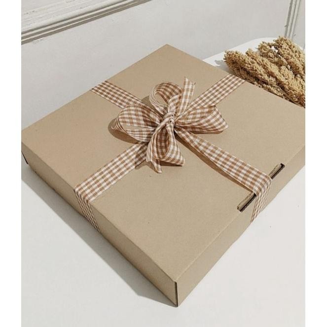 

Beli 2 Murah Dus Box Hampers / Kotak Kado / Box Packing / Gift Box Ultah