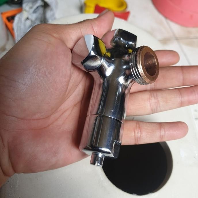 Sparepart Stopkran Kloset TOTO cw436nj ukuran 3/4 inch (bekas)