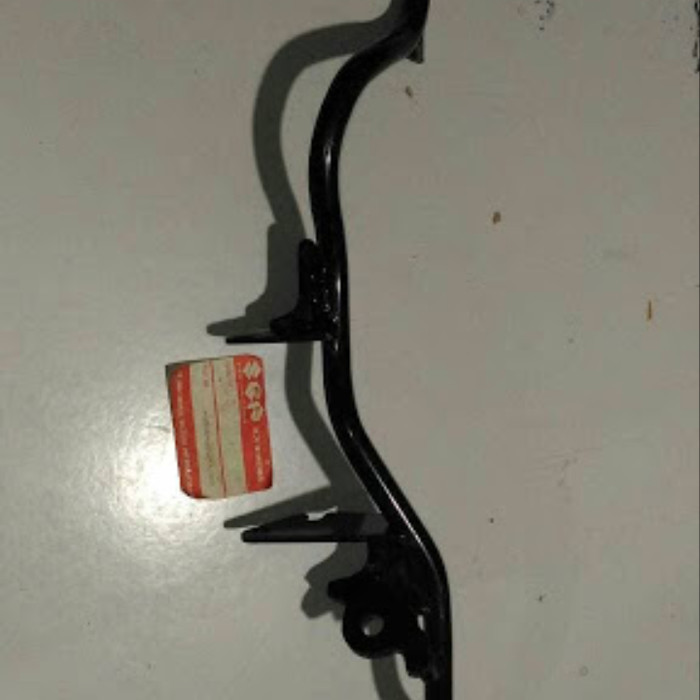 Besi Barstep Depan Suzuki Rc100/Rc80 Original Nos