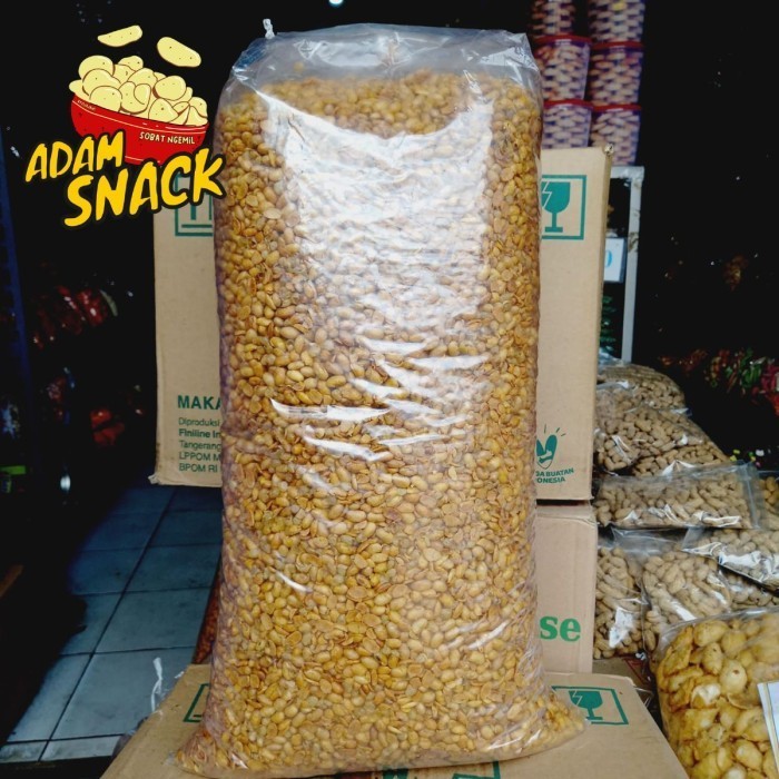 

KACANG KEDELAI RENYAH GURIH KEMASAN 1 BAL 5 KG