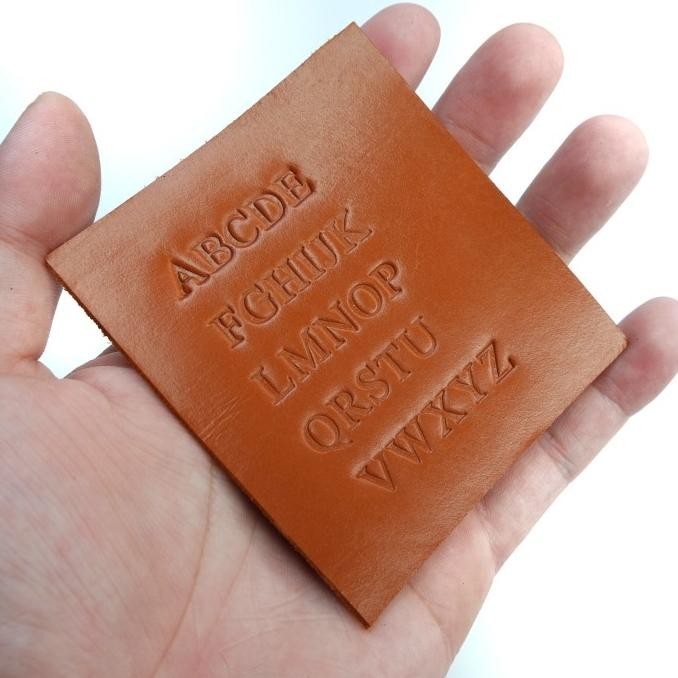 Custom Nama Embos 5k / Huruf untuk kulit (baca deskripsi dahulu)