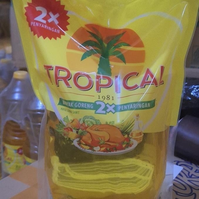 

READY STOCK MINYAK GORENG TROPICAL BOTOL 2 LITER MURAH !!!!!