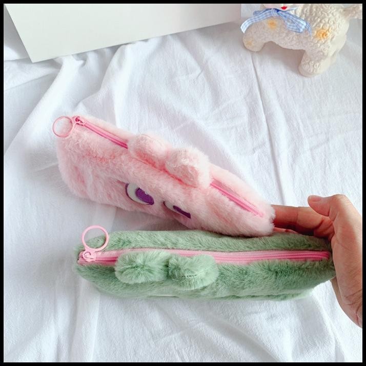 

HOT DEAL TOPER TEMPAT ALAT TULIS KOTAK PENSIL BULU HALUS MOTIF CROCODILE DAN RABBIT BUNNY LUCU AESTHETIC KAPASITAS BESAR ESTETIK POUCH MAKE UP TRAVEL FRIENDLY !!!