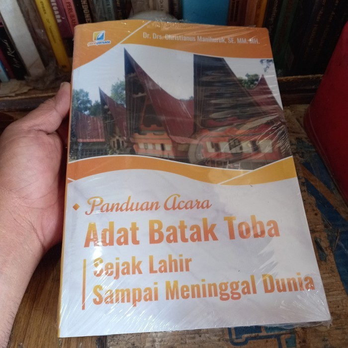 

Buku Panduan Aa Adat Batak Toba by Christi Manihuruk