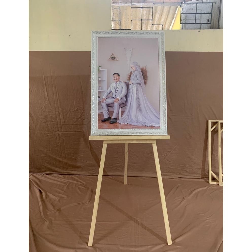 Fbx-4 Stand Frame Foto Prewedding Besar / Stand Bingkai Kayu / Stand Lukisan / Stand Kanvas Lukis /T