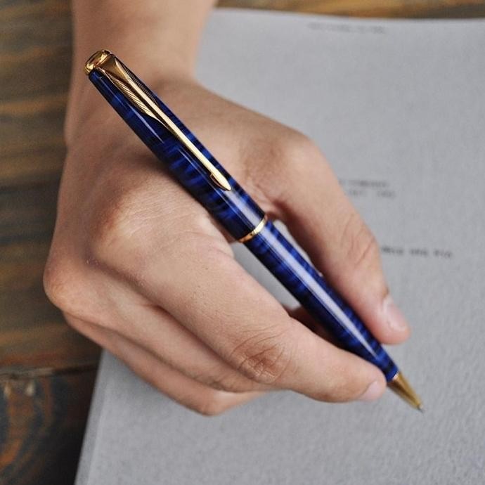 

Jual Parker Sonnet Limited Edition Laque Midnight Blue Ballpoint