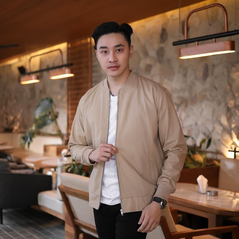 Jaket Pria Distro Keren Bomber Canvas Cream