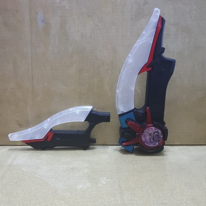 TOP ultraman r/b slugger recast ultraman rosso and blu