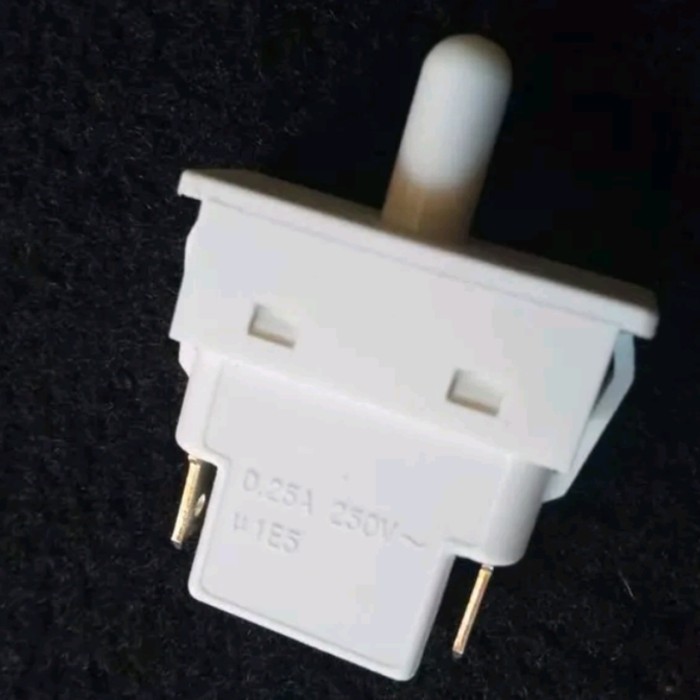 cusss order] SWITCH LAMPU PINTU KULKAS POLYTRON 1E5 TERBAIK