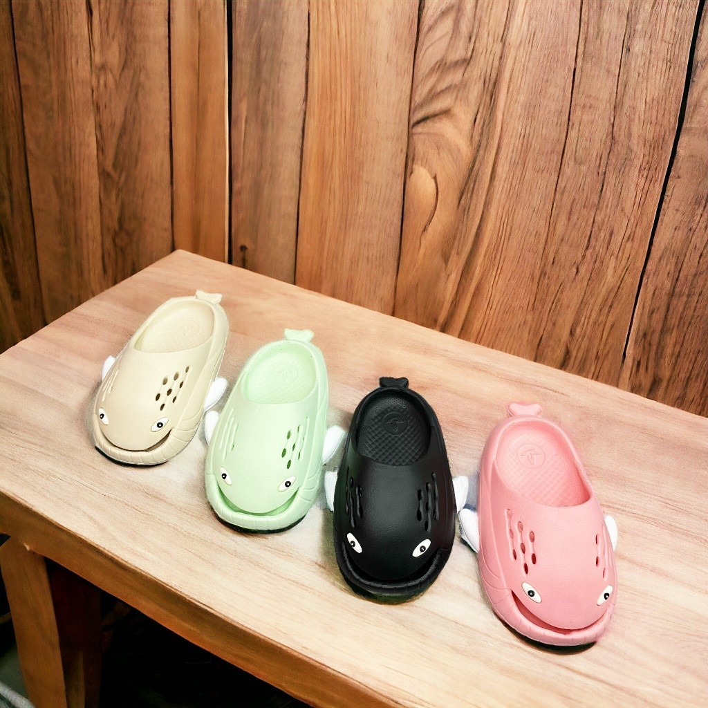 Sandal Hiu // COLLIN Sandal Cewek Sendal Slop Sendal Karet Anti Slip ikan B6532