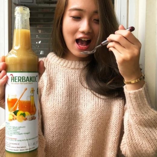 

Jus Bawang Putih+Jahe+Lemon +Cuka Apel+Madu Akol