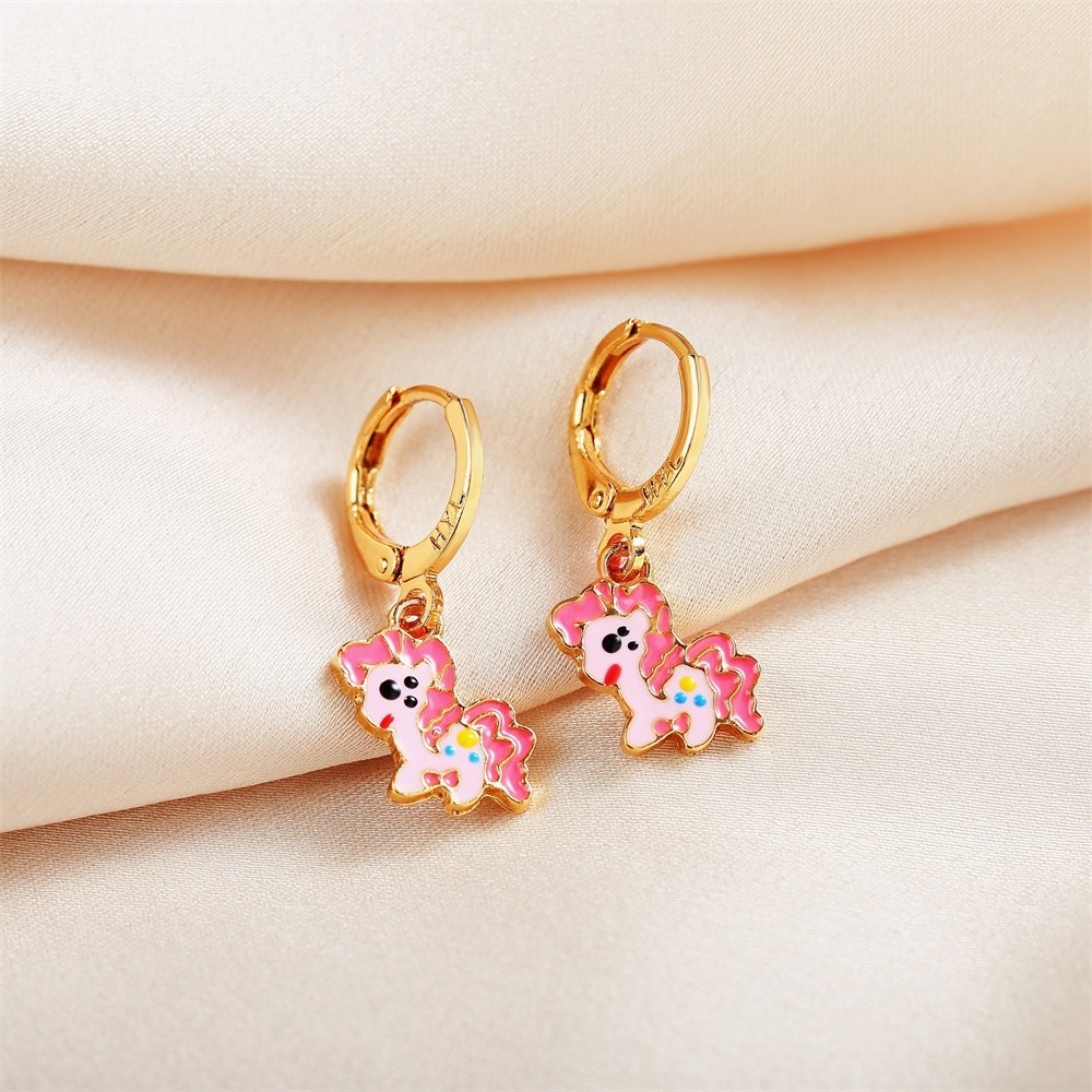 Y440 Anting Anak Perempuan Unicorn Anting Titanium Lapis Emas Anak Anti Karat Anting Anak Pony