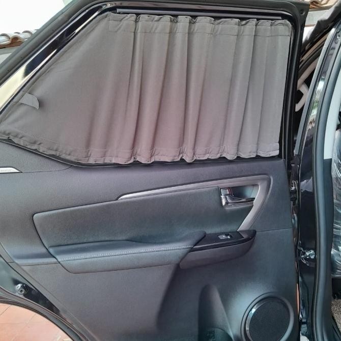 Tirai Mobil Fortuner /Hordeng Mobil Fortuner 2016 keatas LS01