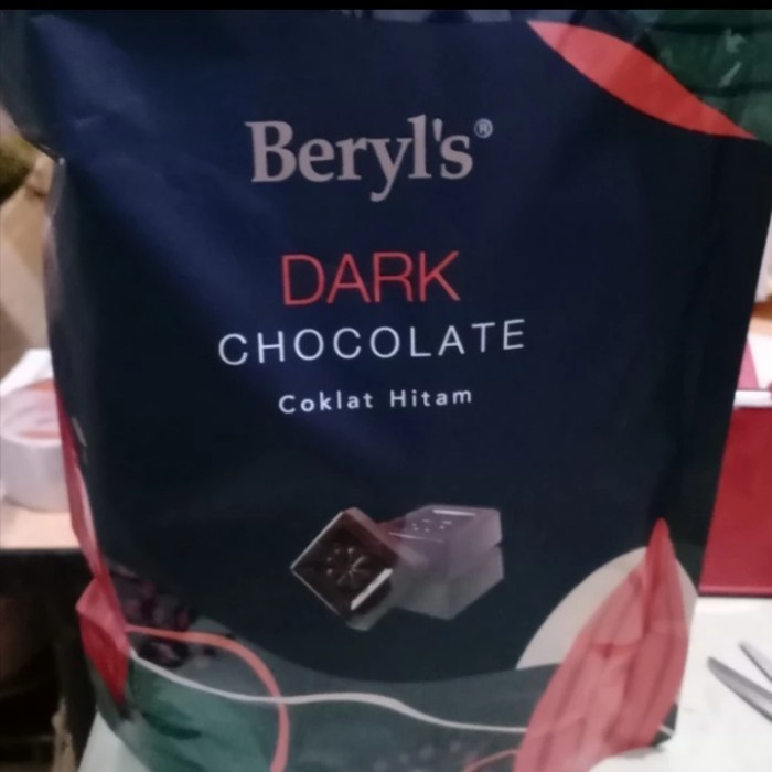 

Ready BERYLS CHOCOLATE POUCH 280GR DARK/STRAWBERRY