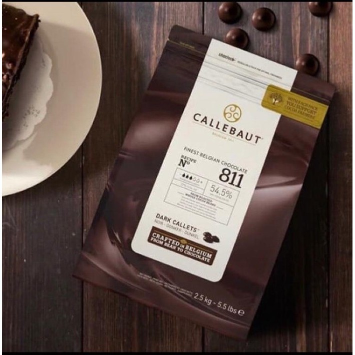 

Ready Barey Callebaut 811 Dark Chocolate Callets Repack 500gr Gosend/Grab!!