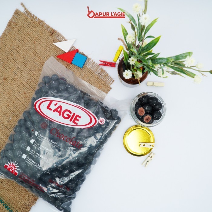 

Ready Lagie Coklat Kiloan Biskuit Venus Black 1kg