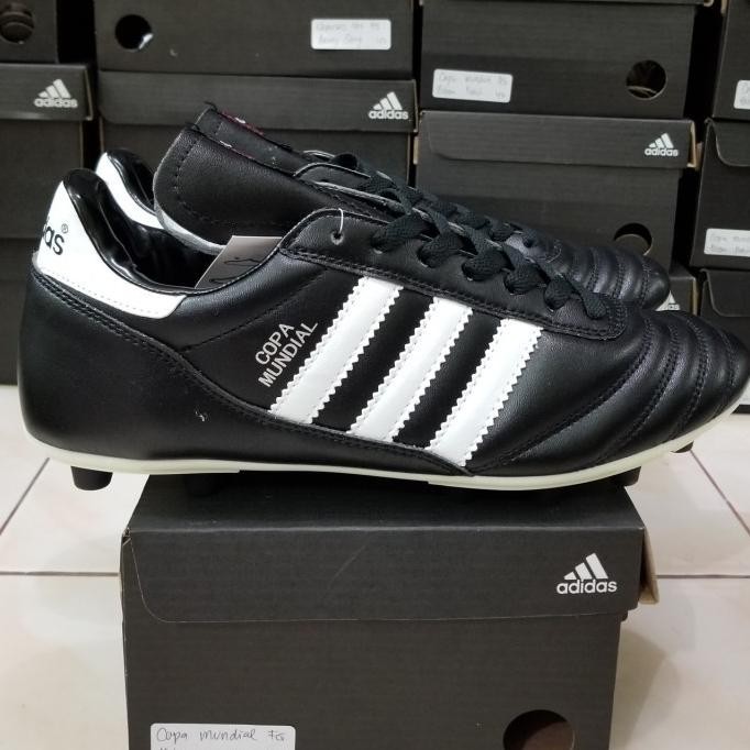 , Sepatu Bola Adidas Copa Mundial Black Fg