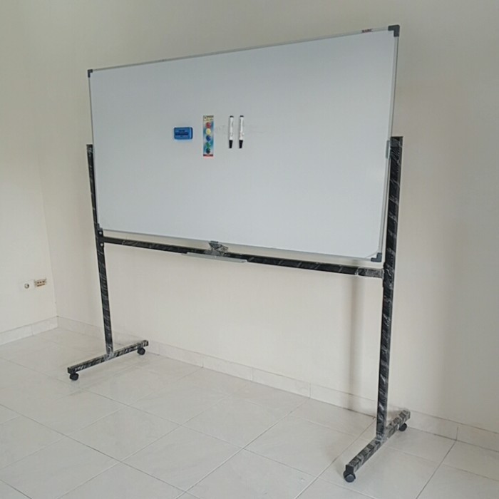 

Papan tulis / Whiteard DAIKI Magnet Single face stand uk 90x180 Cm