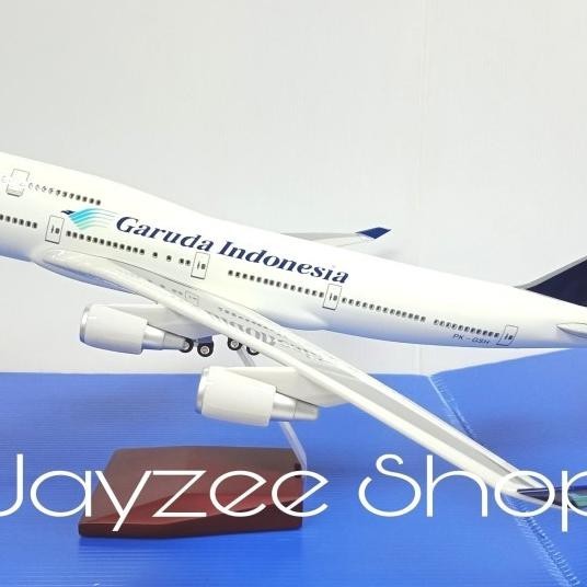 Pesawat Niatur Diecast Garuda Indonesia Airbus A380 (Besar)