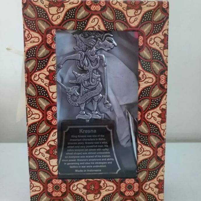 

Plakat souvenir tempat pulpen wayang /tempat alat tulis/wayang Kresna