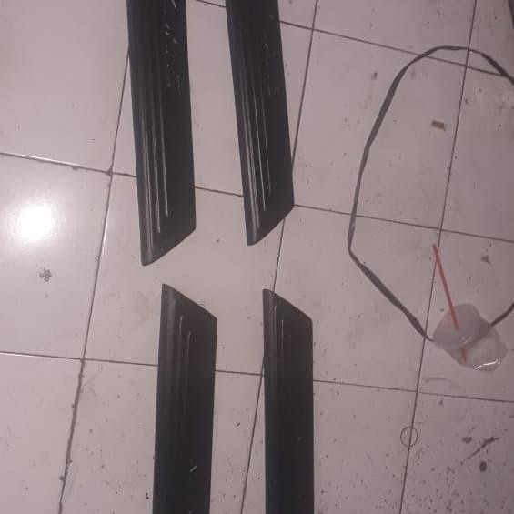 Sill Plate samping Foot Step Kijang K02