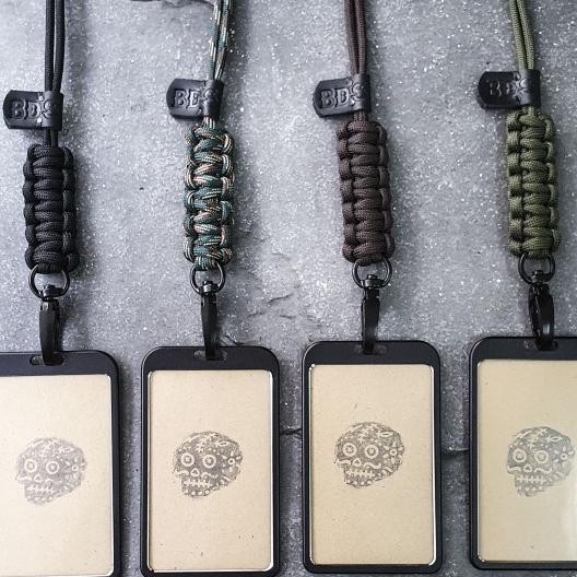 

Bds - Nimalist Paracord Lanyard Id Holder