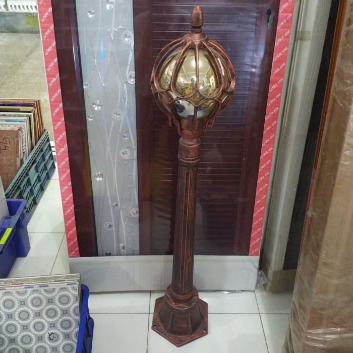Lampu Taman Bulat Pelangi Merah Antik Lampu