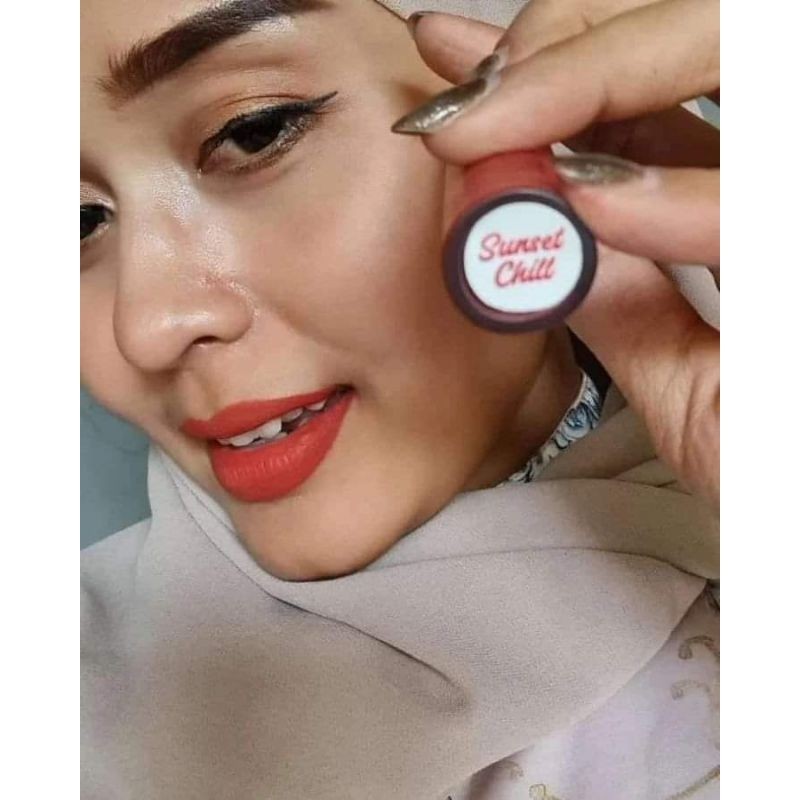 SUNSET CHILL Lipmatte Naturaworld Long Lasting Transferproof Ultrasmooth