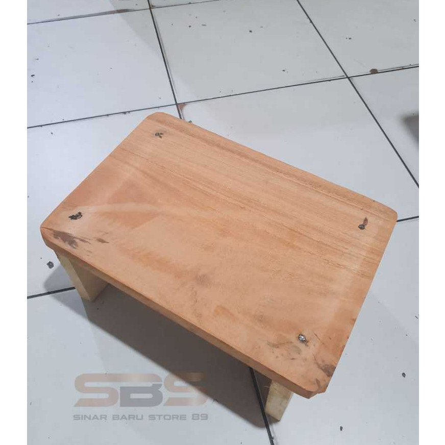 Kursi duduk kayu jongkok / dingklik kursi lantai