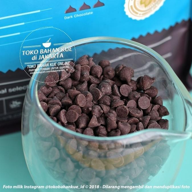 

Choco Chips Tulip Bromo Couverture 51% Cocoa Butter Coklat Chip 1Kg