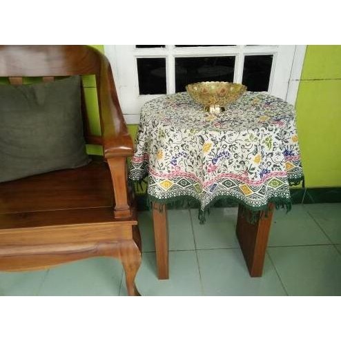 Taplak Meja Batik Bulat Cuiri
