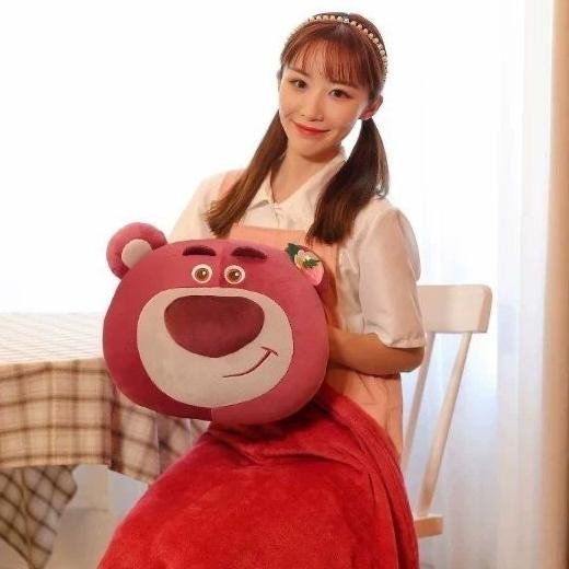Balmut Lotso , Boneka Bantal Selimut Bahan Plush Impor
